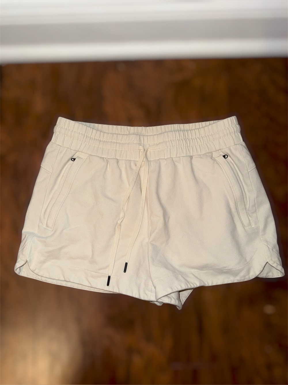 Women’s Calia by Carrie Underwood Everywhere knit shorts in cream  rn 104141